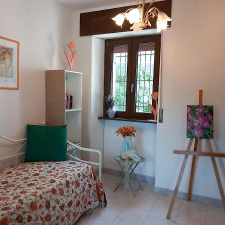 Ferienhaus Artist House With Panoramic Terrace Quiet Retreat Near Maggiore