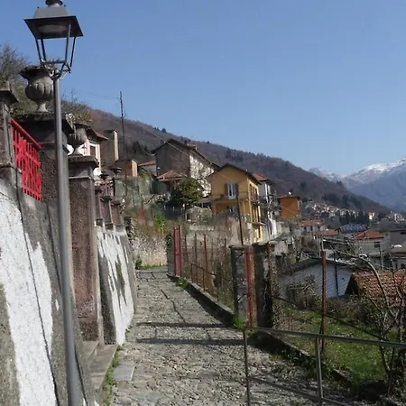 Artist House With Panoramic Terrace Quiet Retreat Near Maggiore Maccagno