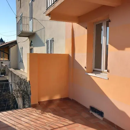 Дом отдыха Artist House With Panoramic Terrace Quiet Retreat Near Maggiore Maccagno